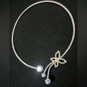NWT Sparkling Rhinestone Butterfly Choker Necklace